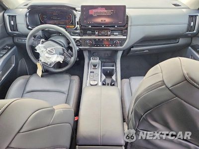 Zdjęcie 8 z 13 samochodu: 2026 NISSAN PATHFINDER SL VIN:5N1DR3CE3TC248404 - miniatura