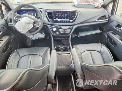 Zdjęcie 8 z 13 samochodu: 2026 CHRYSLER PACIFICA LIMITED VIN:2C4RC1GGXTR176572 - miniatura