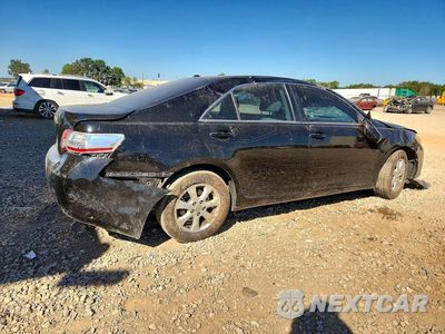 Trzecie zdjęcie samochodu z tyłu: 2011 TOYOTA CAMRY LE VIN:4T4BF3EK3BR132895 - miniatura