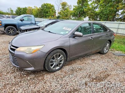 2015 TOYOTA CAMRY SE 4T1BF1FK0FU067507 - główne zdjęcie licytacji z USA - miniatura