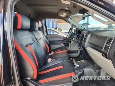 Zdjęcie 10 z 12 samochodu: 2019 FORD F150 VIN:1FTMF1C5XKFB50842 - miniatura