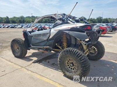 Trzecie zdjęcie samochodu z tyłu: 2019 CAN-AM MAVERICK X3 UTILITY VEHICLE VIN:3JBVXAW46KK001119 - miniatura