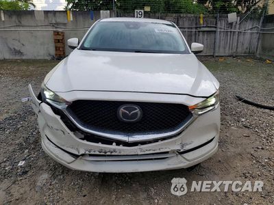 Piąte zdjęcie samochodu w środku: 2018 MAZDA CX-5 TOURING VIN:JM3KFACM2J1344749 - miniatura