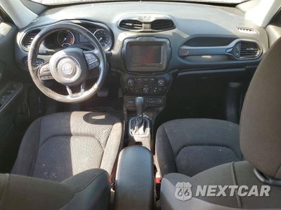 Zdjęcie 8 z 12 samochodu: 2018 JEEP RENEGADE LATITUDE VIN:ZACCJBBB2JPH17189 - miniatura