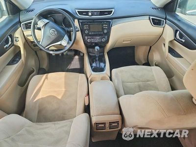 Zdjęcie 8 z 14 samochodu: 2016 NISSAN ROGUE SV VIN:5N1AT2MT1GC923491 - miniatura