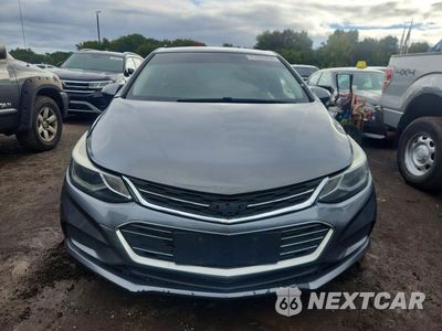 Piąte zdjęcie samochodu w środku: 2018 CHEVROLET CRUZE LT VIN:1G1BE5SM1J7128370 - miniatura