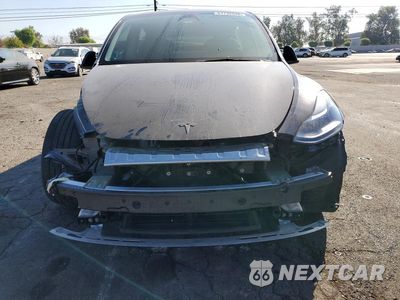 Piąte zdjęcie samochodu w środku: 2024 TESLA MODEL Y VIN:7SAYGDEF5RF053703 - miniatura