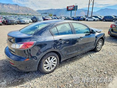 Trzecie zdjęcie samochodu z tyłu: 2012 MAZDA 3 I VIN:JM1BL1W76C1533768 - miniatura
