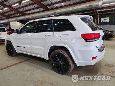 Drugie zdjęcie samochodu z przodu: 2020 JEEP GRAND CHEROKEE LAREDO VIN:1C4RJFAG2LC341678 - miniatura