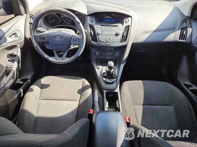 Zdjęcie 8 z 12 samochodu: 2015 FORD FOCUS 4D VIN:1FADP3F29FL253452 - miniatura