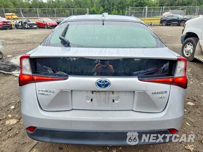 Zdjęcie 6 z 12 samochodu: 2020 TOYOTA PRIUS XLE AWD-E VIN:JTDL9RFU4L3019610 - miniatura