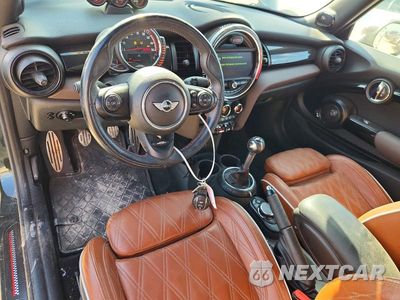 Zdjęcie 8 z 12 samochodu: 2017 MINI COOPER JOHN COOPER WORKS VIN:WMWWH9C54H3A78516 - miniatura