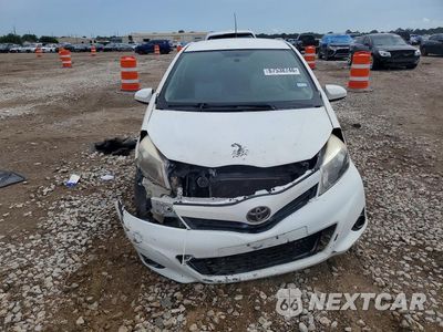 Piąte zdjęcie samochodu w środku: 2013 TOYOTA YARIS 3-DOOR LE VIN:JTDJTUD30DD567931 - miniatura