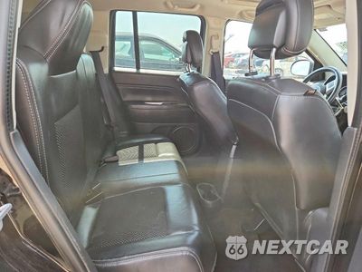 Zdjęcie 10 z 12 samochodu: 2014 JEEP COMPASS LATITUDE VIN:1C4NJCEA7ED508777 - miniatura