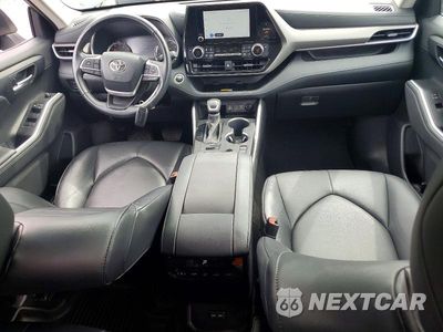 Zdjęcie 8 z 12 samochodu: 2024 TOYOTA HIGHLANDER XLE VIN:5TDKDRBH9RS528649 - miniatura