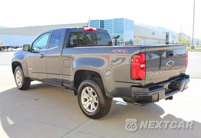 Czwarte zdjęcie samochodu z boku: 2017 CHEVROLET COLORADO LT VIN:1GCHTCENXH1238573 - miniatura