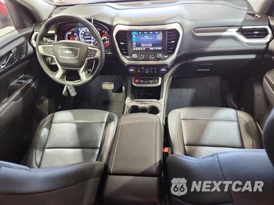 Zdjęcie 8 z 13 samochodu: 2023 GMC ACADIA SLT VIN:1GKKNULS0PZ261086 - miniatura