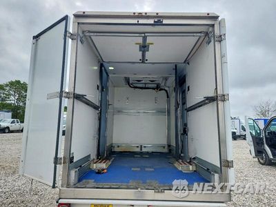 Zdjęcie 10 z 13 samochodu: 2020 FORD TRANSIT DELIVERY TRUCK VIN:1FDBW5Z80LKB40261 - miniatura