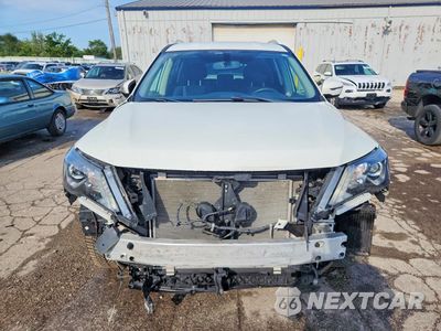 Piąte zdjęcie samochodu w środku: 2019 NISSAN PATHFINDER SV VIN:5N1DR2MM8KC607065 - miniatura