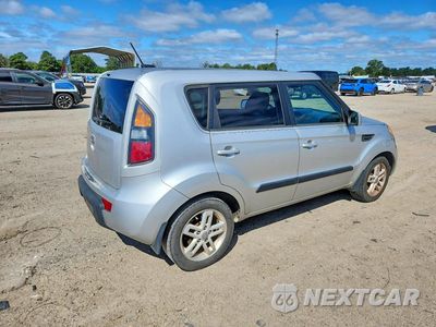 Trzecie zdjęcie samochodu z tyłu: 2011 KIA SOUL + VIN:KNDJT2A20B7716236 - miniatura
