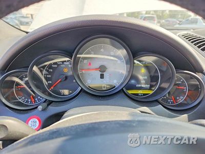 Zdjęcie 9 z 13 samochodu: 2014 PORSCHE CAYENNE S VIN:WP1AB2A25ELA58457 - miniatura