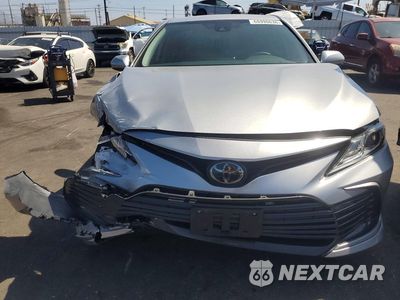 Piąte zdjęcie samochodu w środku: 2024 TOYOTA CAMRY LE VIN:4T1C11AK8RU255416 - miniatura