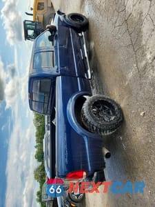 Trzecie zdjęcie samochodu z tyłu: 2005 FORD F250 SUPER DUTY VIN:1FTSW21P85EC90920 - miniatura