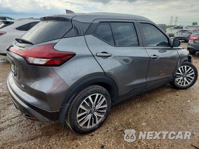 Trzecie zdjęcie samochodu z tyłu: 2022 NISSAN KICKS SV VIN:3N1CP5CV3NL496552 - miniatura