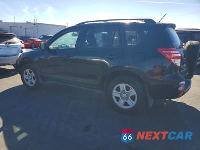 Trzecie zdjęcie samochodu z tyłu: 2010 TOYOTA RAV4 BASE VIN:2T3BF4DV1AW063044 - miniatura
