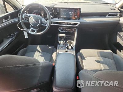 Zdjęcie 8 z 13 samochodu: 2021 KIA K5 LXS VIN:5XXG14J20MG055913 - miniatura
