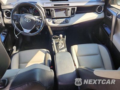 Zdjęcie 8 z 12 samochodu: 2018 TOYOTA RAV4 LIMITED VIN:JTMDFREV9JD229926 - miniatura