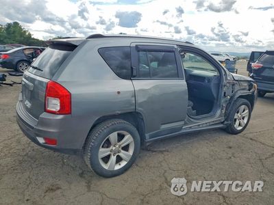 Trzecie zdjęcie samochodu z tyłu: 2011 JEEP COMPASS SPORT VIN:1J4NF1FB5BD234983 - miniatura