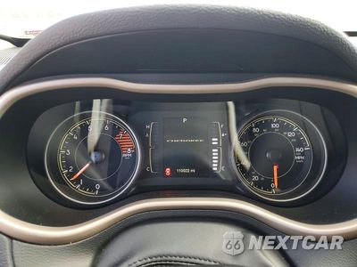 Zdjęcie 9 z 12 samochodu: 2016 JEEP CHEROKEE LATITUDE VIN:1C4PJMCS3GW360015 - miniatura
