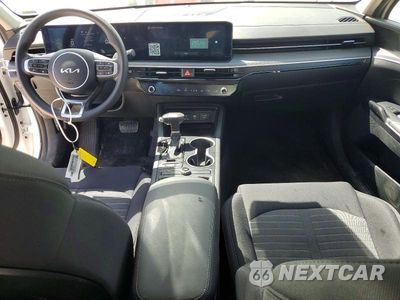 Zdjęcie 8 z 12 samochodu: 2026 KIA K5 LXS VIN:KNAG24J79T5445935 - miniatura