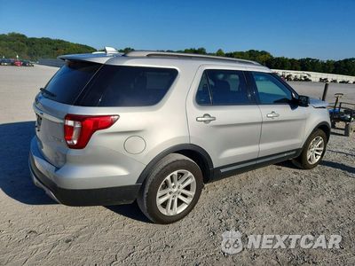 Trzecie zdjęcie samochodu z tyłu: 2016 FORD EXPLORER XLT VIN:1FM5K7D81GGD21339 - miniatura
