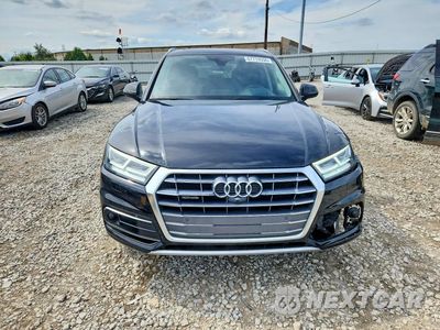 Piąte zdjęcie samochodu w środku: 2020 AUDI Q5 PRESTIGE VIN:WA1CNAFY8L2088770 - miniatura