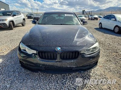 Piąte zdjęcie samochodu w środku: 2018 BMW 320 XI VIN:WBA8E5G53JNV01954 - miniatura