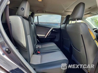 Zdjęcie 11 z 14 samochodu: 2015 TOYOTA RAV4 XLE VIN:JTMWFREV9FJ047015 - miniatura