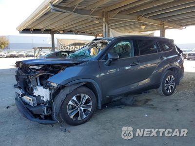 2021 TOYOTA HIGHLANDER HYBRID XLE 5TDHBRCH6MS517230 - główne zdjęcie licytacji z USA - miniatura