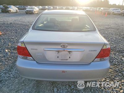 Zdjęcie 6 z 12 samochodu: 2005 TOYOTA CAMRY STANDARD VIN:4T1BE32K75U608152 - miniatura