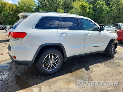 Trzecie zdjęcie samochodu z tyłu: 2017 JEEP GRAND CHEROKEE LIMITED VIN:1C4RJEBG3HC745573 - miniatura