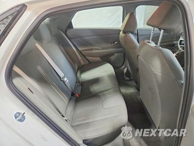 Zdjęcie 10 z 13 samochodu: 2026 HYUNDAI ELANTRA SEL SPORT VIN:KMHLM4DG7TU121827 - miniatura