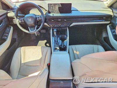 Zdjęcie 8 z 12 samochodu: 2026 HONDA ACCORD TOURING HYBRID VIN:1HGCY2F84TA003658 - miniatura