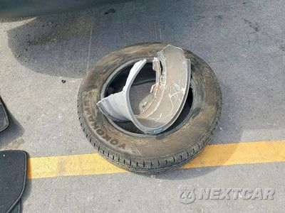 Zdjęcie 13 z 14 samochodu: 2019 JEEP CHEROKEE LATITUDE VIN:1C4PJMCB5KD232413 - miniatura