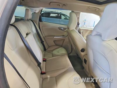 Zdjęcie 11 z 13 samochodu: 2015 VOLVO XC60 T5 PREMIER VIN:YV440MDB3F2579094 - miniatura