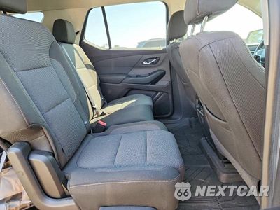 Zdjęcie 10 z 12 samochodu: 2019 CHEVROLET TRAVERSE LS VIN:1GNERFKW8KJ312961 - miniatura