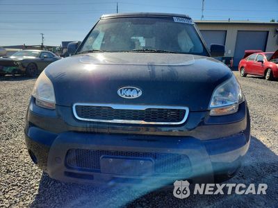 Piąte zdjęcie samochodu w środku: 2011 KIA SOUL + VIN:KNDJT2A23B7718739 - miniatura