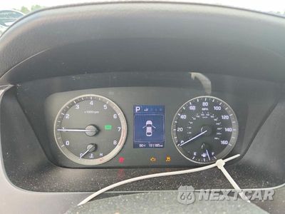 Zdjęcie 9 z 12 samochodu: 2016 HYUNDAI SONATA SPORT VIN:5NPE34AF2GH364876 - miniatura