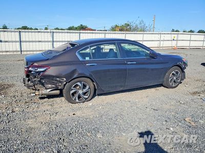 Trzecie zdjęcie samochodu z tyłu: 2017 HONDA ACCORD LX VIN:1HGCR2F36HA152940 - miniatura