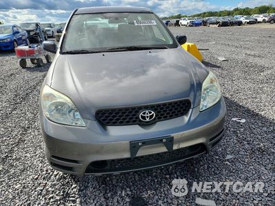 Piąte zdjęcie samochodu w środku: 2004 TOYOTA MATRIX BASE VIN:2T1LR32EX4C183867 - miniatura